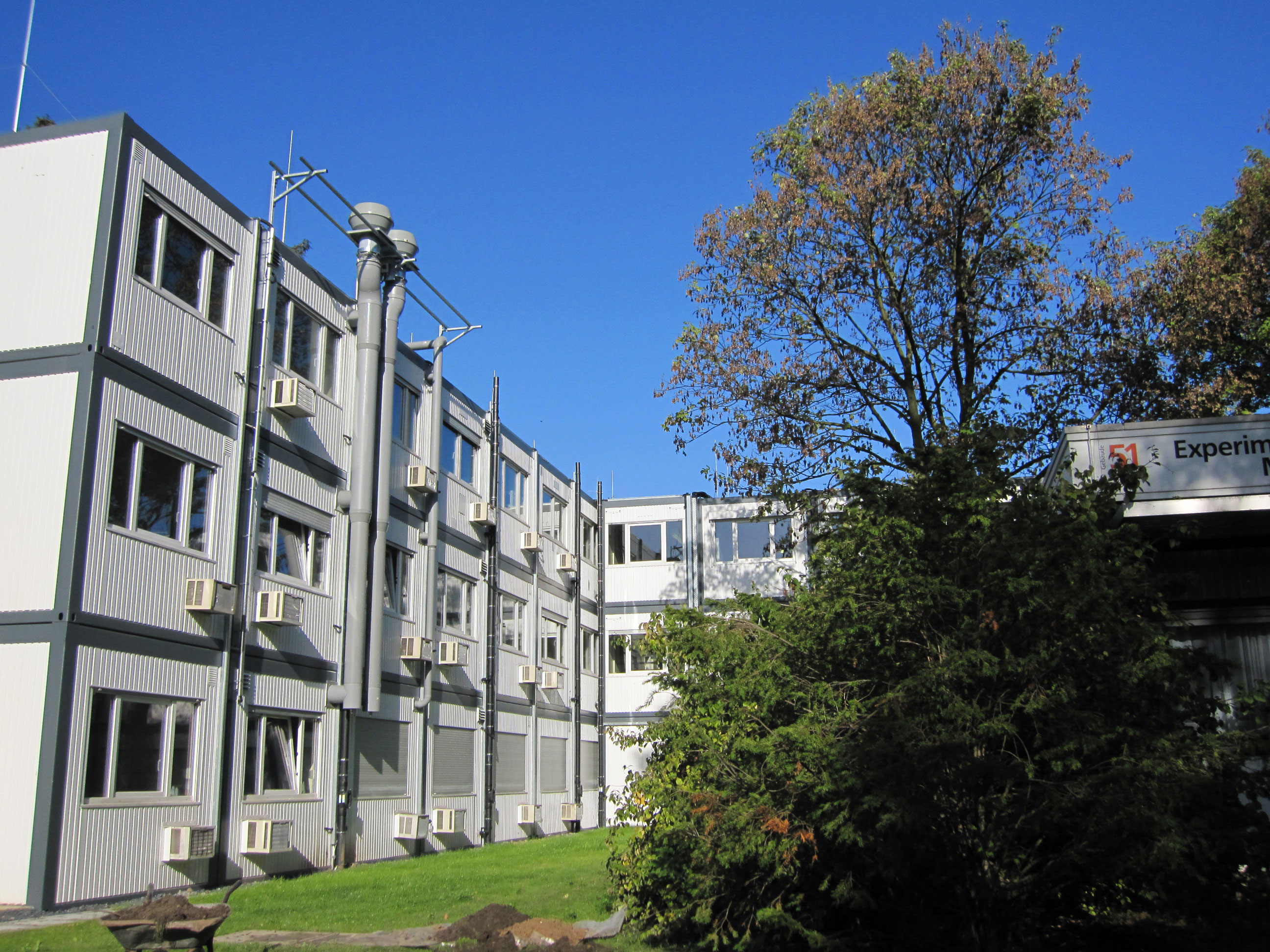 Uniklinik Köln, Planung Laborcontainer